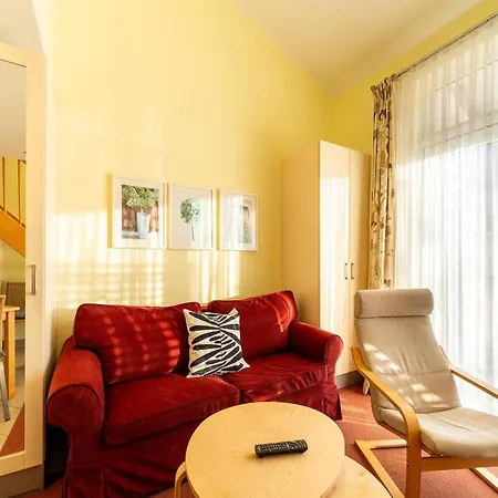 Apartment Mirow, *